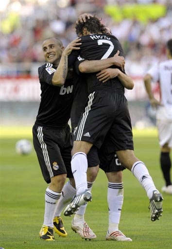 锋苏亚雷斯 锋苏亚雷斯