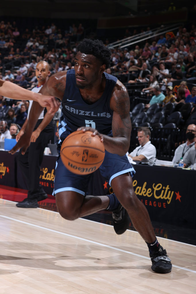 为这位年轻 为这位年轻